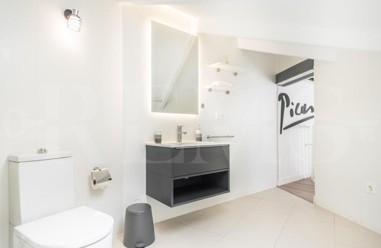 マラガInviting Duplex In Front Of Picasso Museum By Remsアパートメント エクステリア 写真